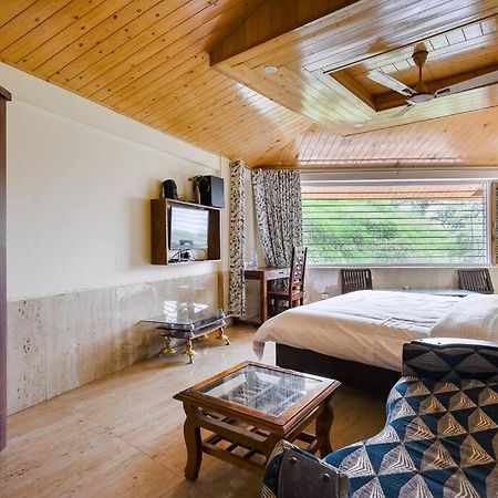 Kasauli Cascade A Cheerfull 4 Bedroom Challet Екстериор снимка